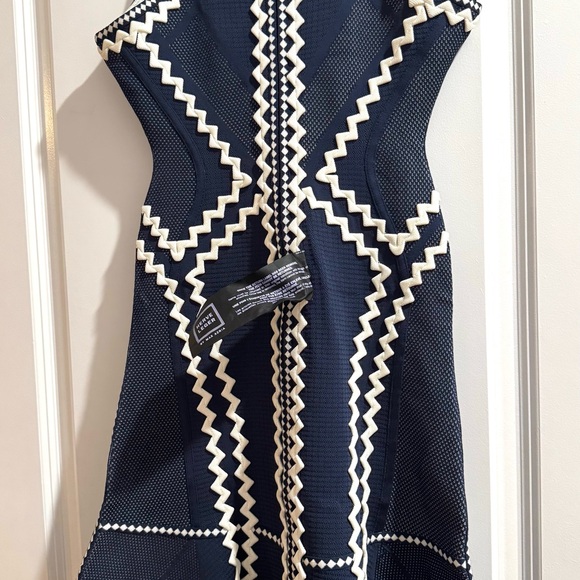 Herve Leger Navy and Cream Mini Dress - NWT - Picture 6 of 7